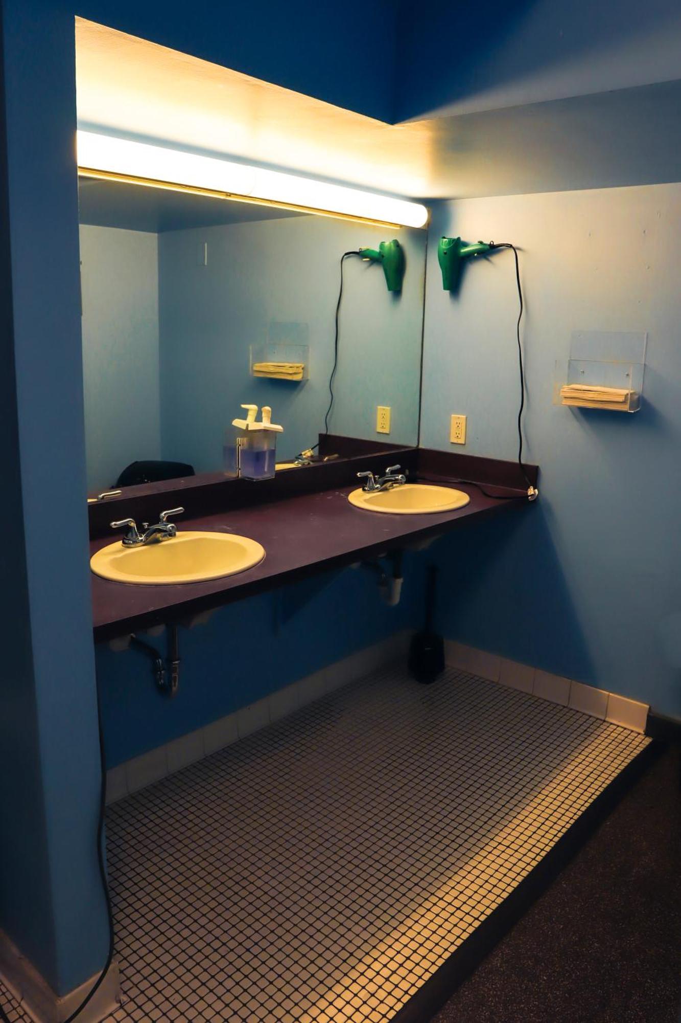 Treasure State Hostel โบซแมน ภายนอก รูปภาพ