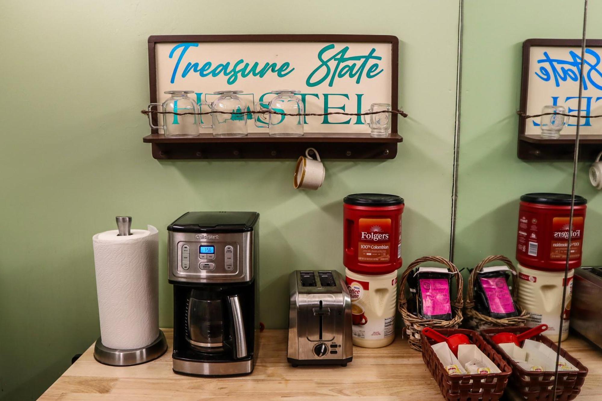 Treasure State Hostel โบซแมน ภายนอก รูปภาพ