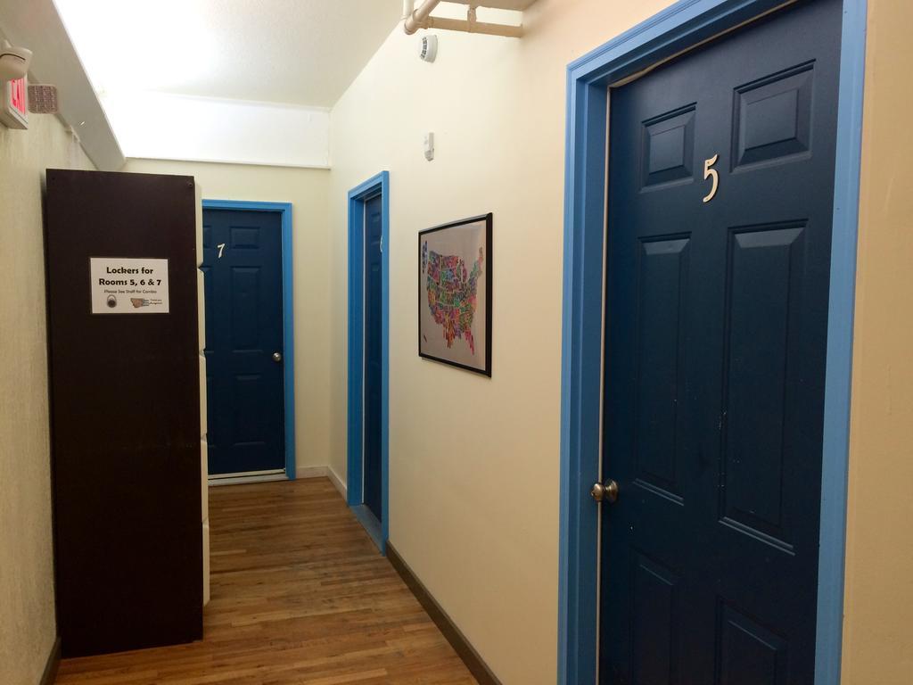 Treasure State Hostel โบซแมน ภายนอก รูปภาพ